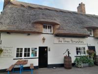 Three Horseshoes at Hinxworth